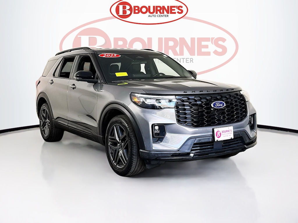 Used 2025 Ford Explorer ST-Line 4WD w/Street Pack,Navi,Heated Seats SUV