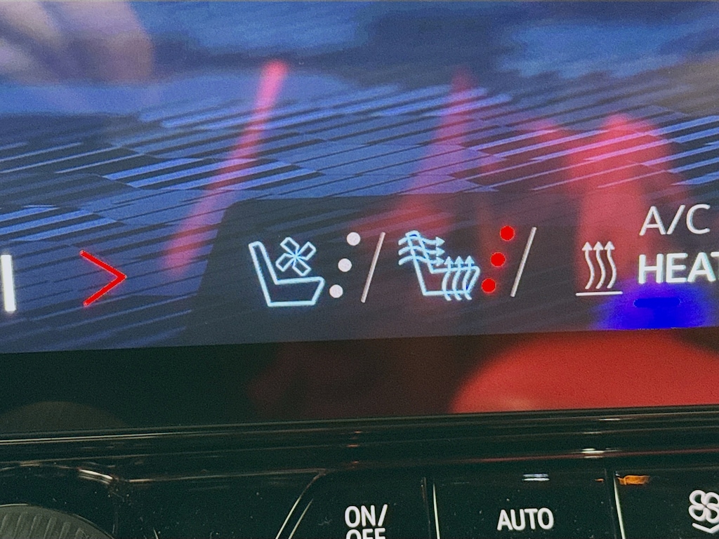 Used 2024 Chevrolet Blazer EV RS AWD w/Heated Seats SUV