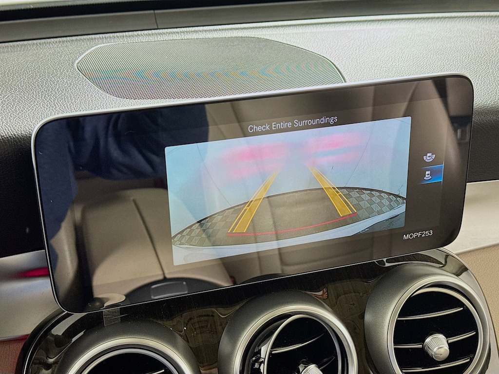 Used 2020 Mercedes-Benz GLC 300 4MATIC w/Navigation,Leather,Dual Sunroof. SUV