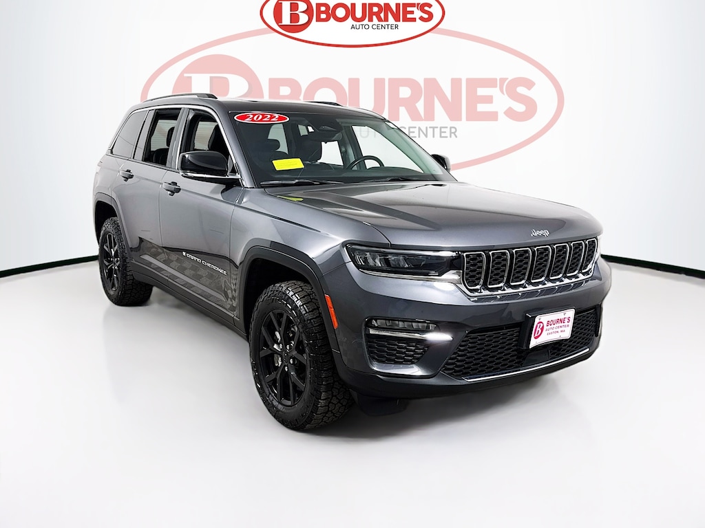 Used 2022 Jeep Grand Cherokee Limited 4x4 w/Navigation,Heated Leather,Pano Roof SUV
