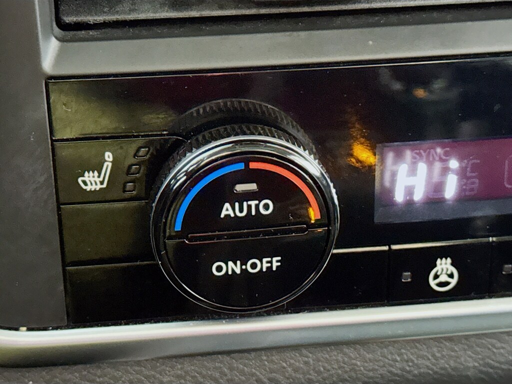 Used 2023 Nissan Rogue SV AWD w/Heated Leather,Pano Sunroof SUV