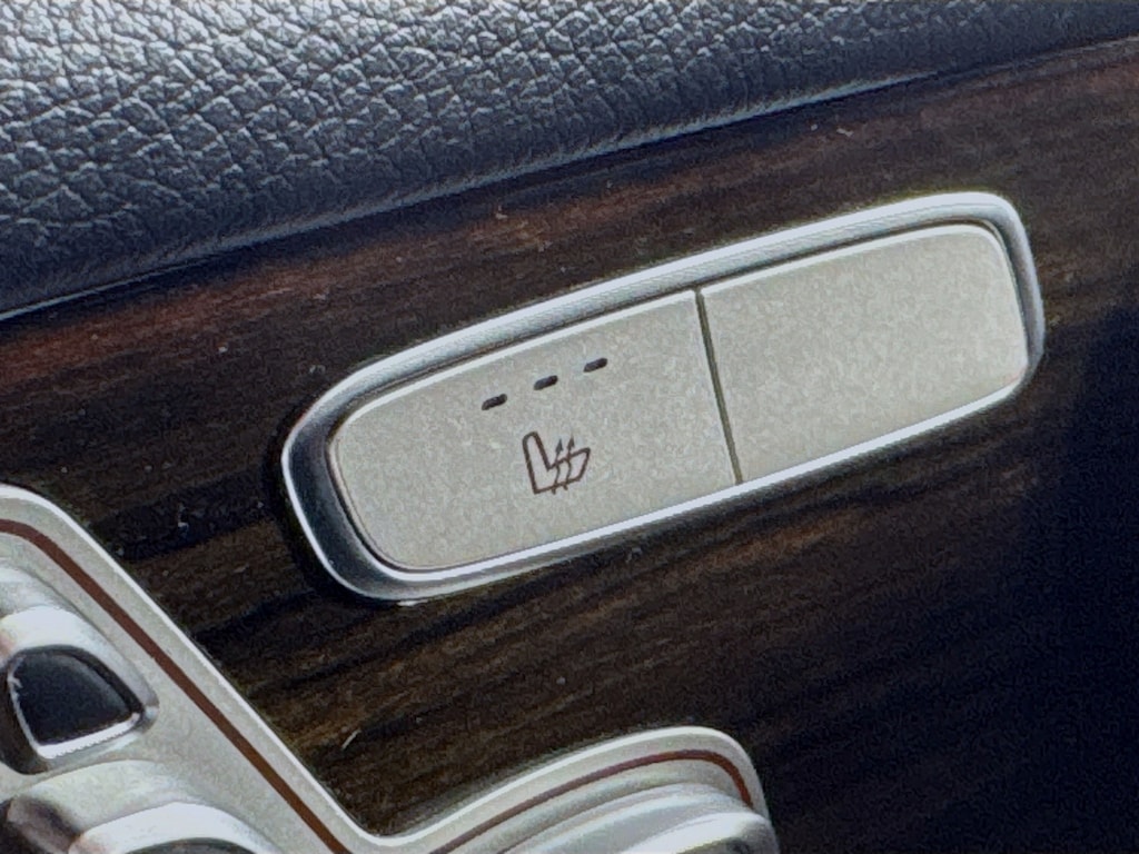 Used 2019 Mercedes-Benz GLC 300 4MATIC w/Heated Leather, Pano Sunroof SUV