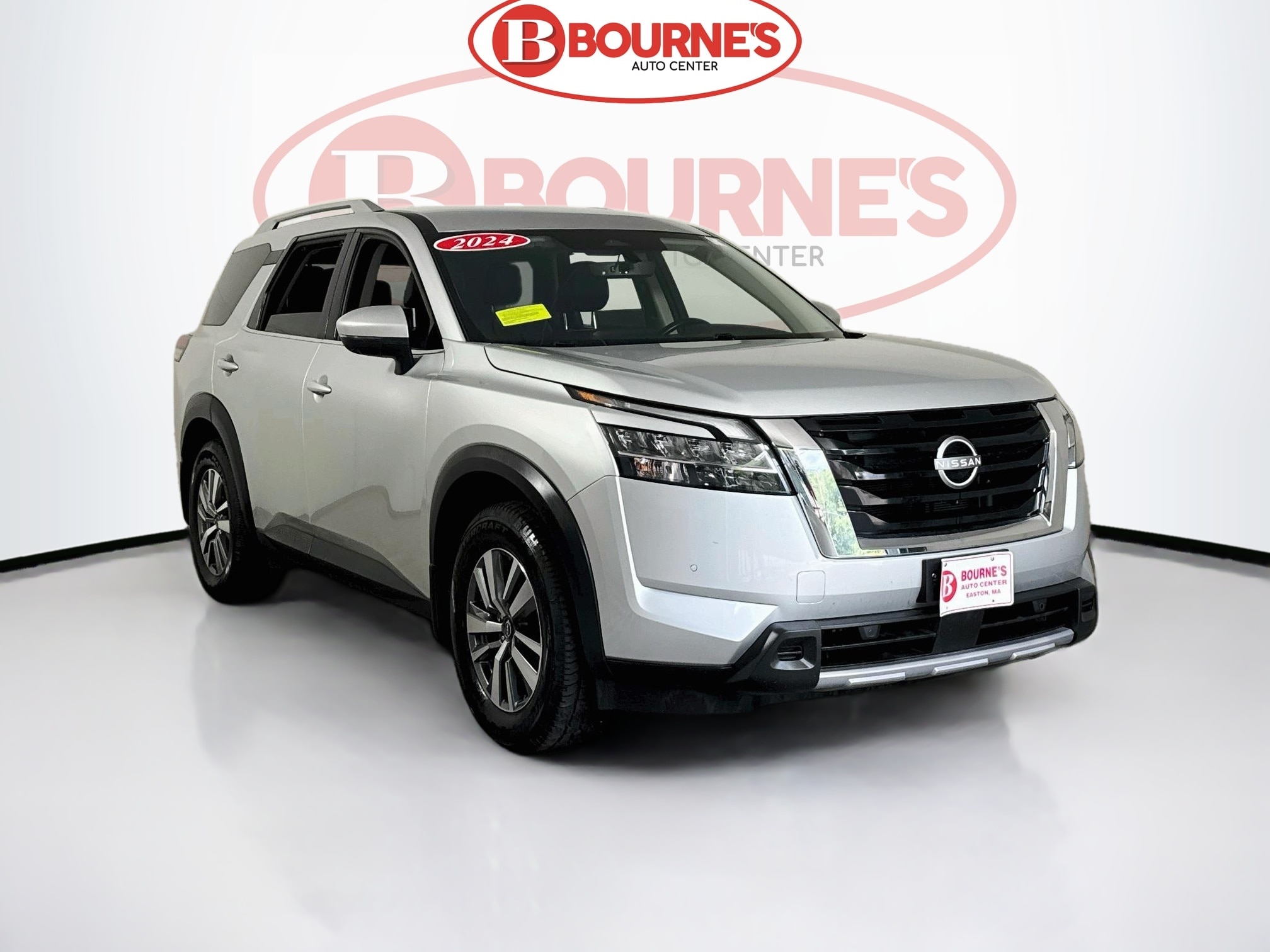 Brilliant Silver 2024 Nissan Pathfinder SUV / Crossover All-Wheel Drive Automatic