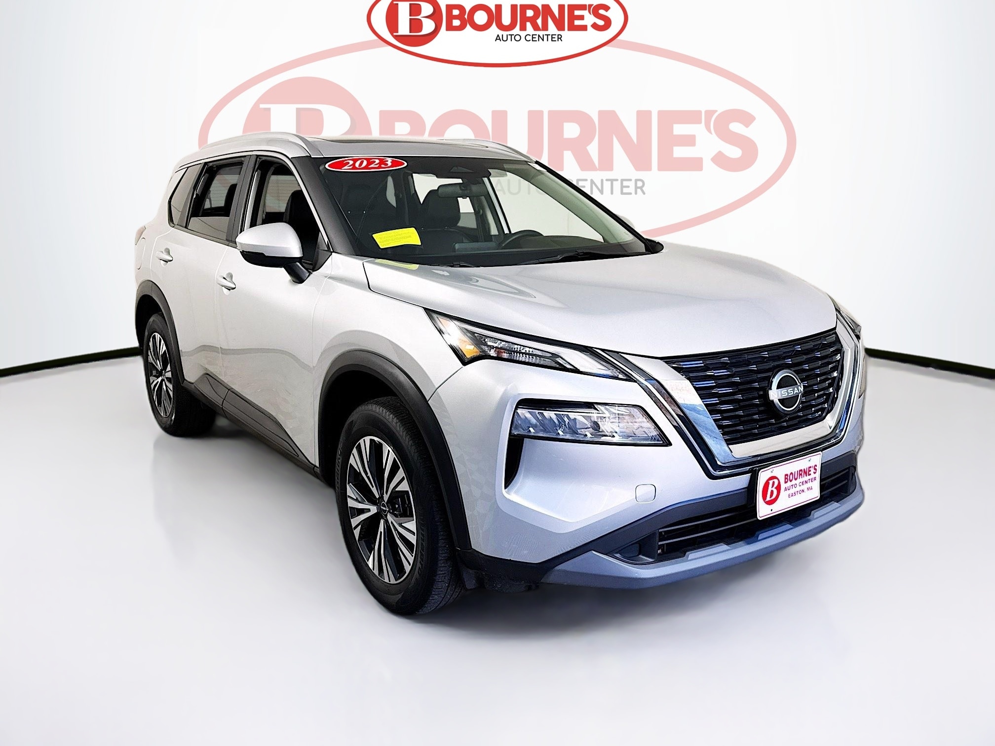 2023 Nissan Rogue SV's photo