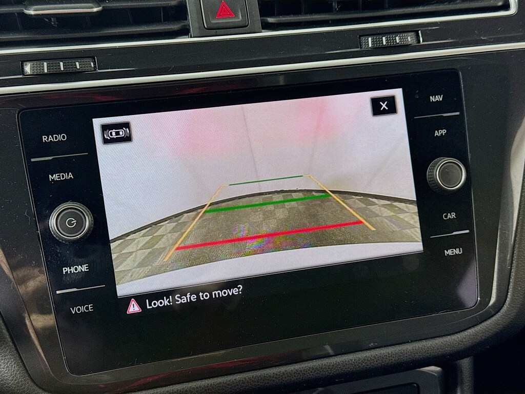 Used 2024 Volkswagen Tiguan 2.0T SEL R-Line 4Motion w/Navi,Leather,Pano Roof,Fender Audio SUV