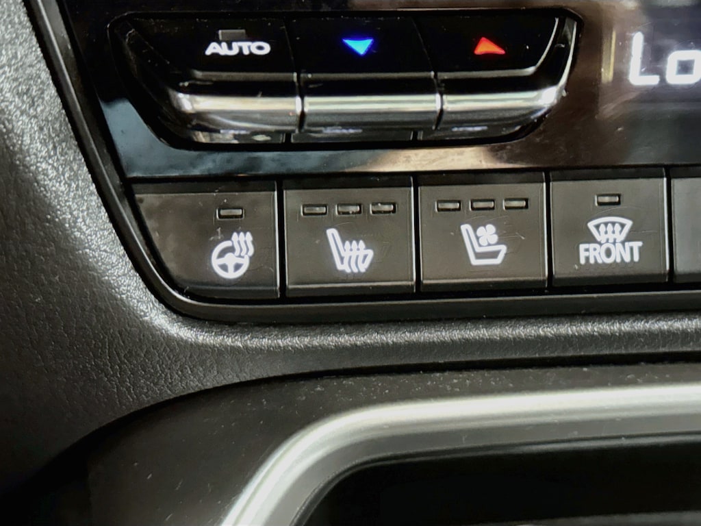 Used 2024 Mazda CX-90 Plug-In Hybrid Premium Plus AWD w/Navigation,Leather,PanoRoof SUV