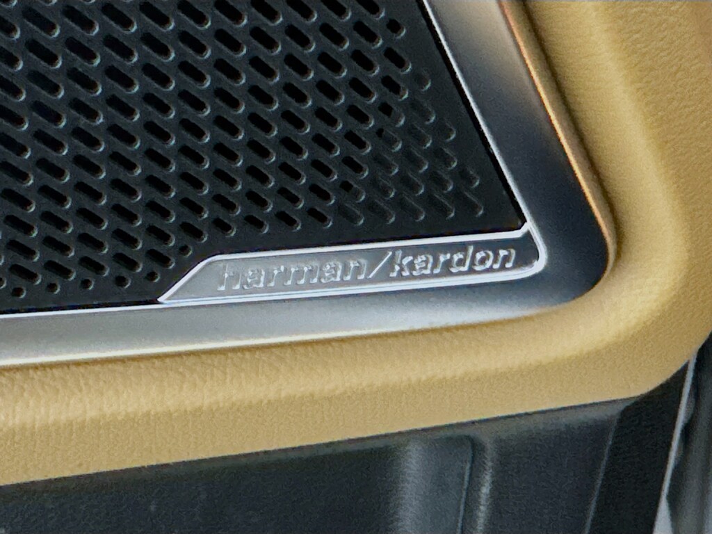 Used 2022 Kia Telluride SX AWD w/Navigation,Leather,Pano Sunroof SUV