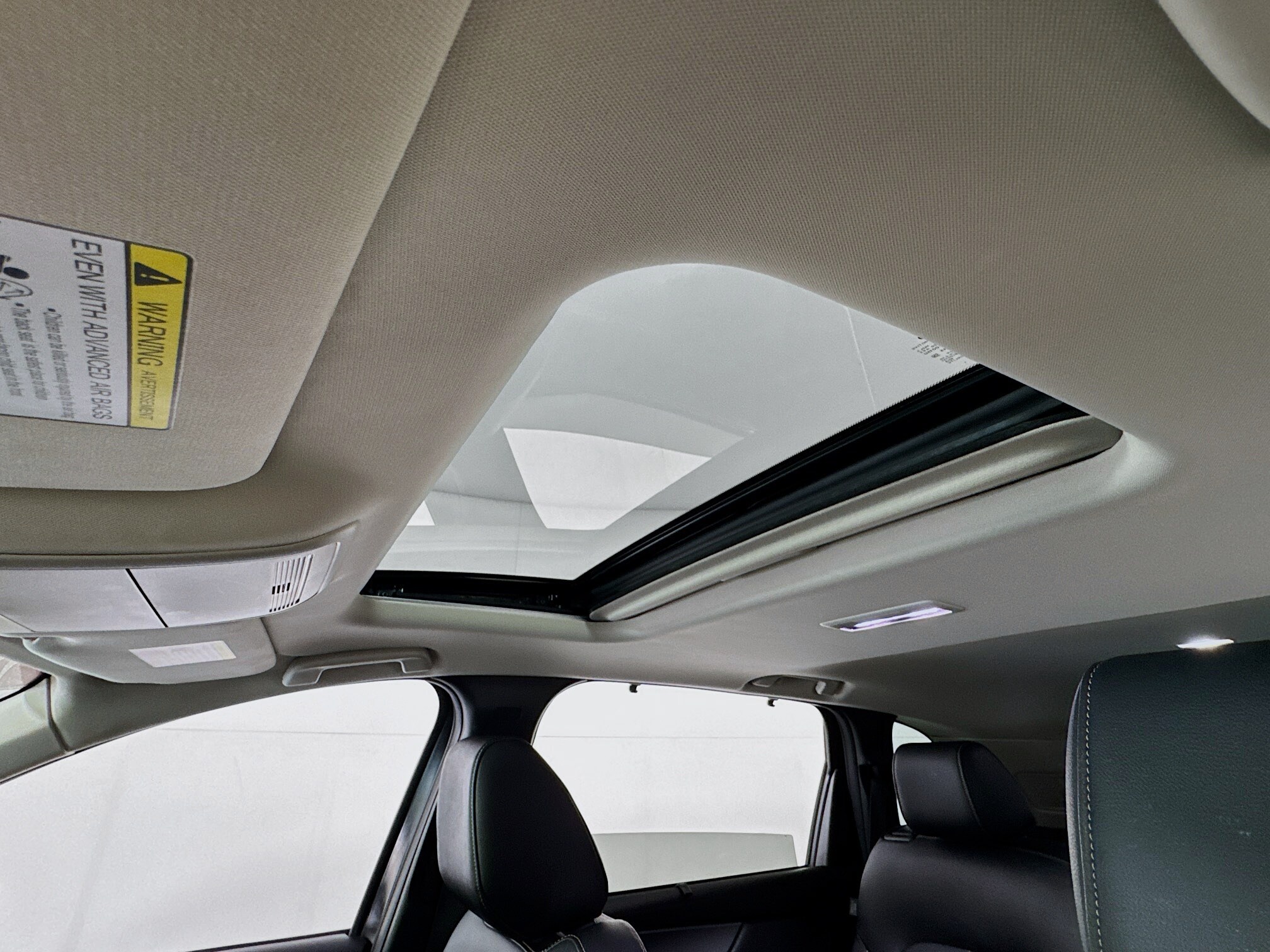 2024 Mazda CX-90 Plug-in Hybrid Preferred photo 3