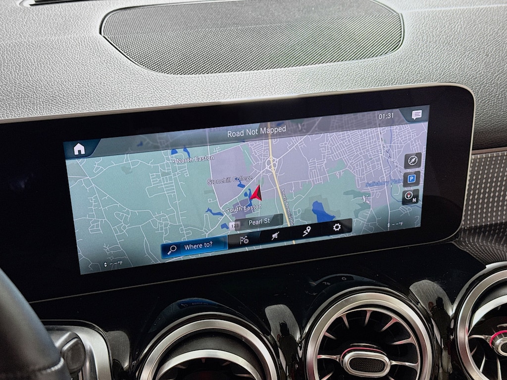 Used 2020 Mercedes-Benz GLB 250 4MATIC w/Navigation,Leather,Pano Roof SUV