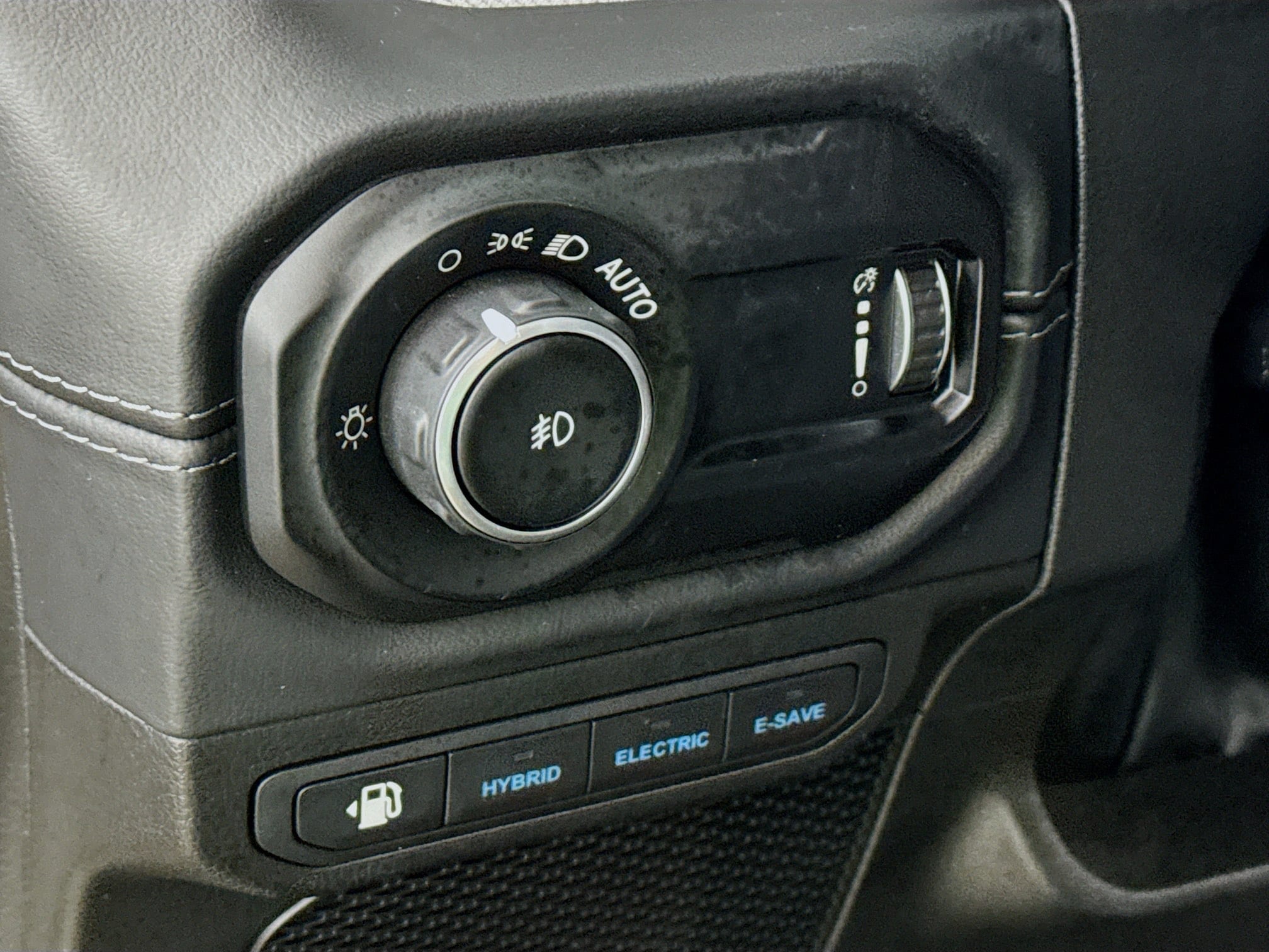 2025 Jeep Wrangler 4xe Sahara 4XE - Photo 26
