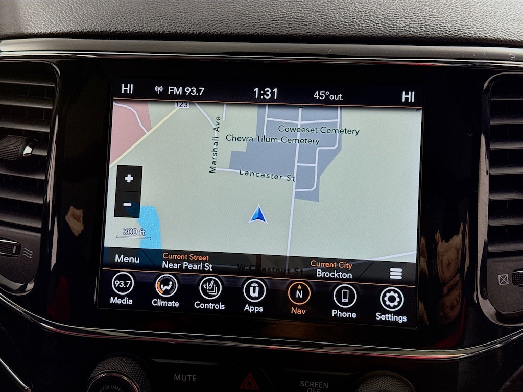 Used 2022 Jeep Grand Cherokee Limited 4x4 w/Navigation,Leather,Pano Sunroof SUV