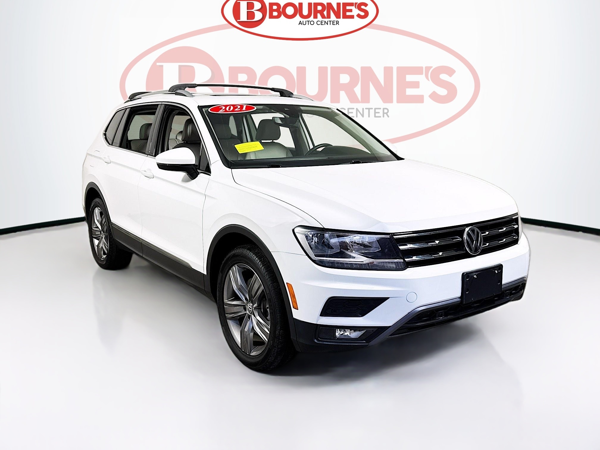 2021 Volkswagen Tiguan SEL's photo