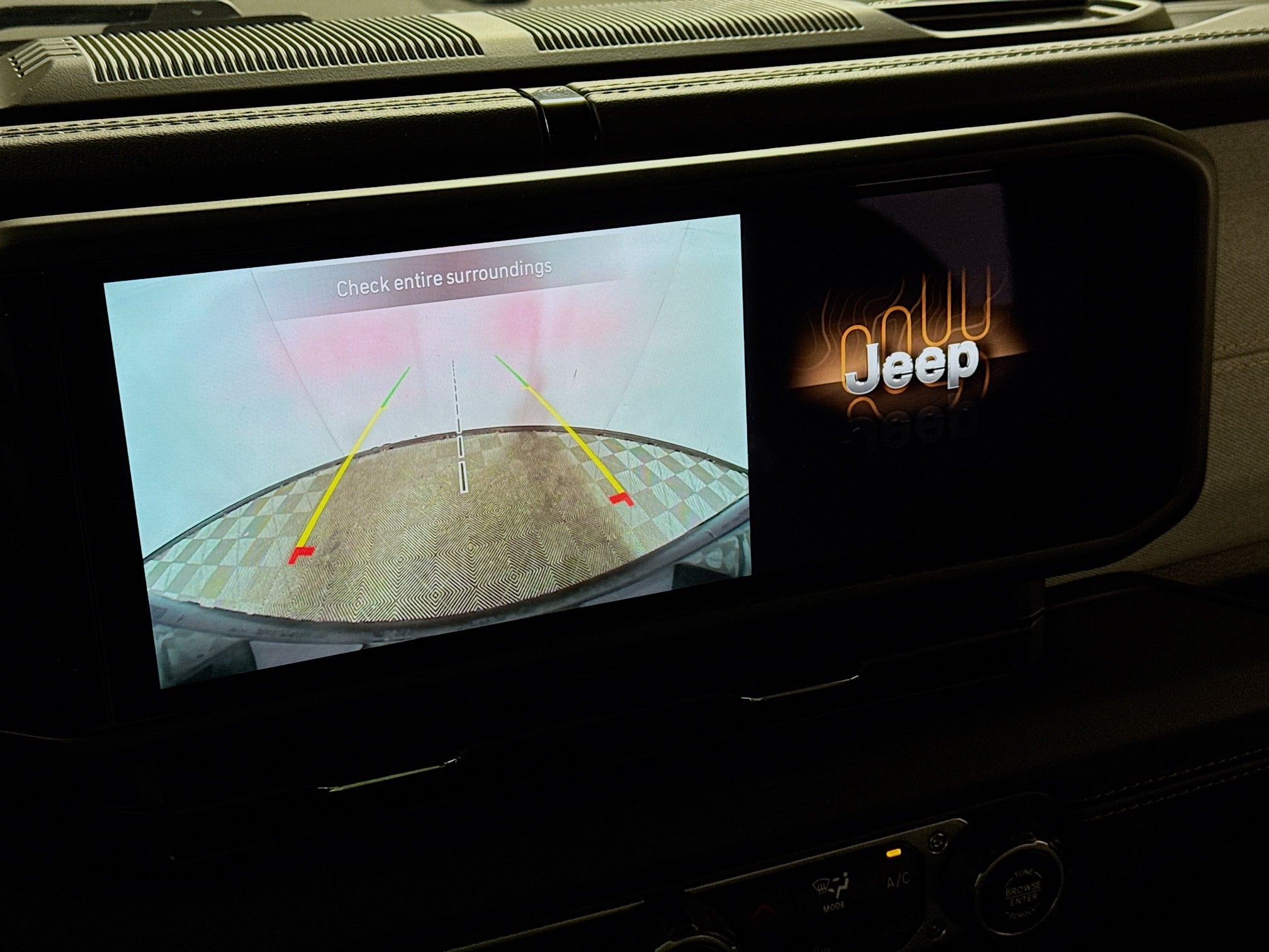 2025 Jeep Wrangler 4xe Sahara 4XE - Photo 2