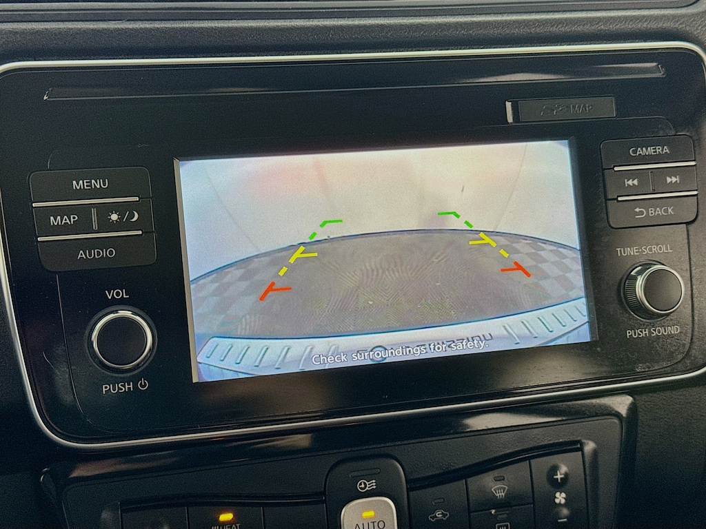 Used 2019 Nissan Leaf SV w/Navigation,Heated Seats Hatchback