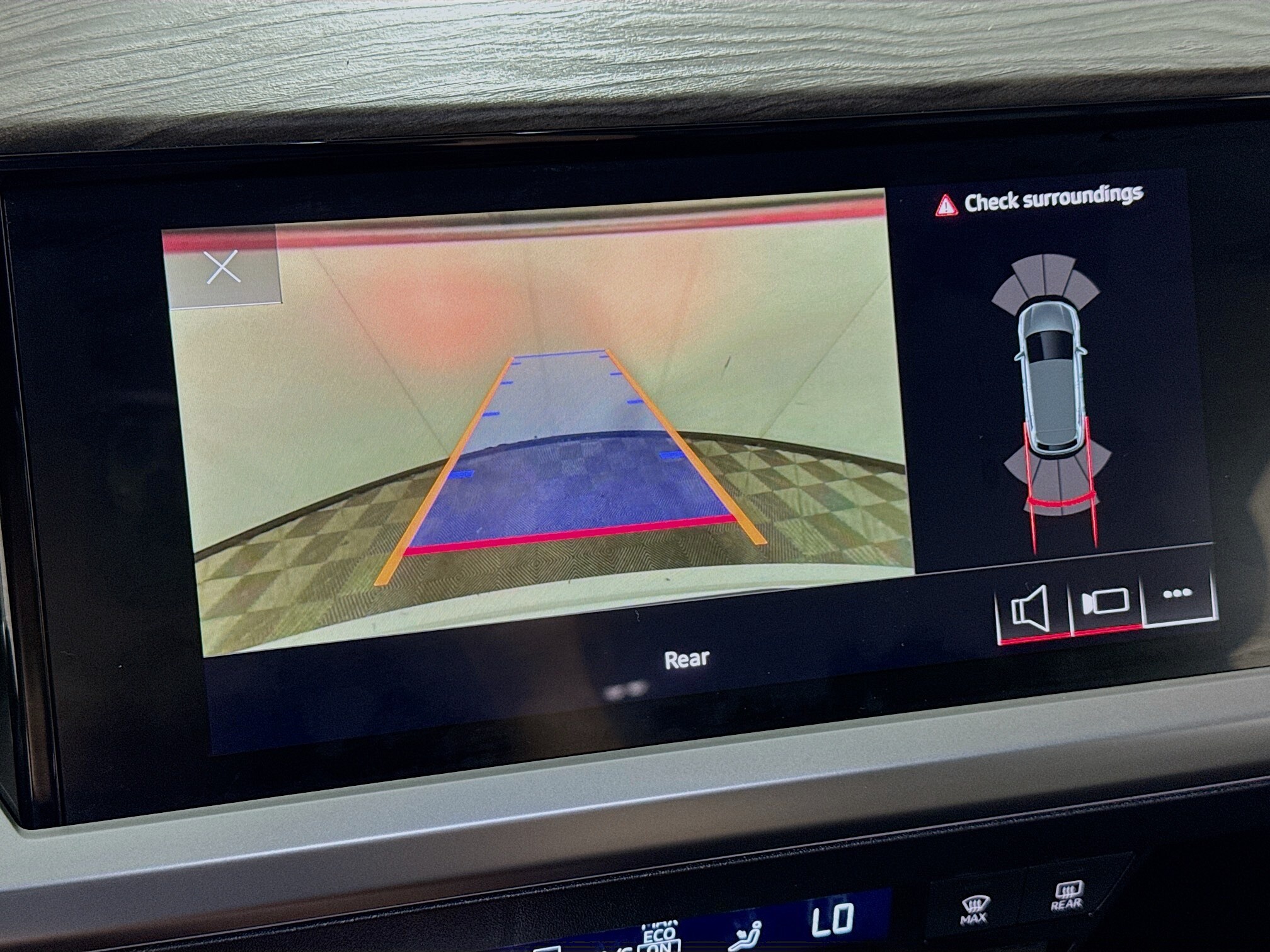 2022 Audi Q4 E-tron 50 Premium photo 2