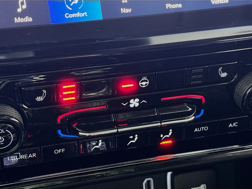 Used 2023 Jeep Grand Cherokee 4xe 4x4 w/Navigation,Leather,Pano Sunroof SUV