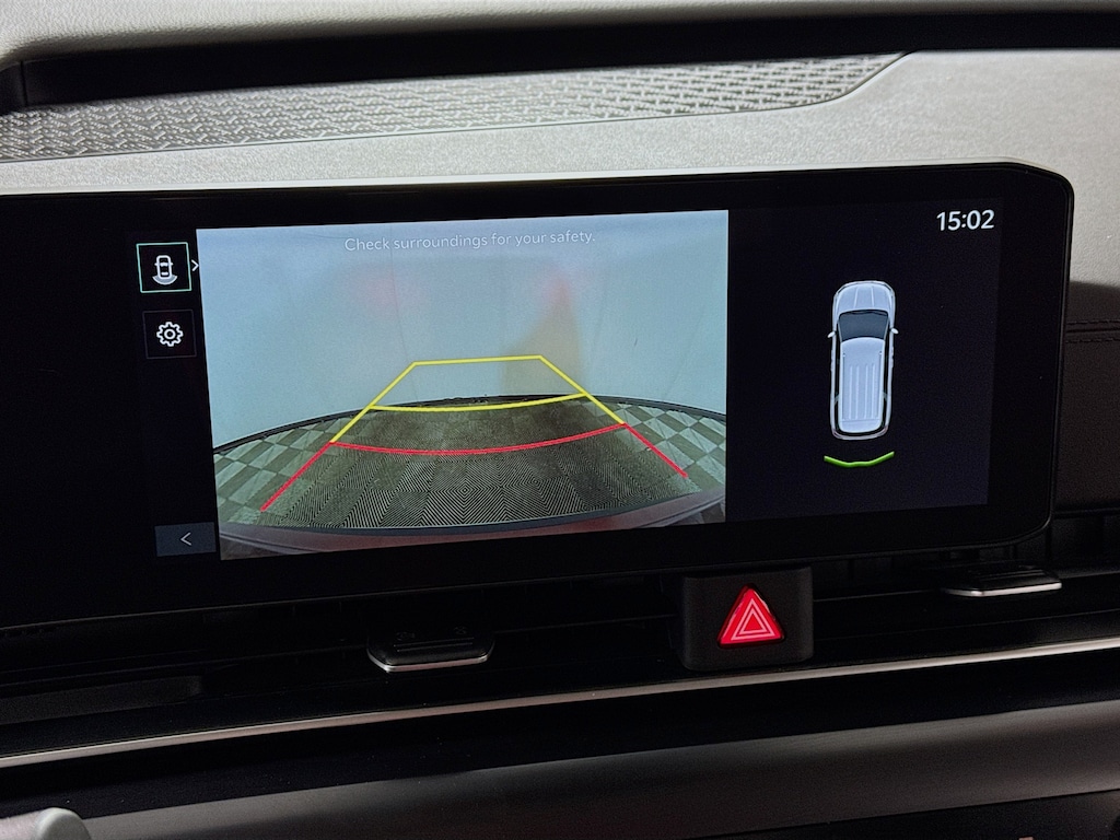 Used 2025 Kia Carnival LXS w/Heated Leather,Android & Apple Carplay Van Passenger Van