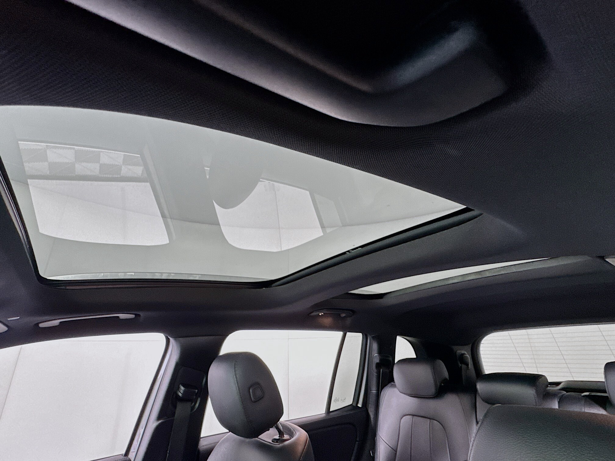 2021 Mercedes Benz GLB 250 4MATIC photo 4