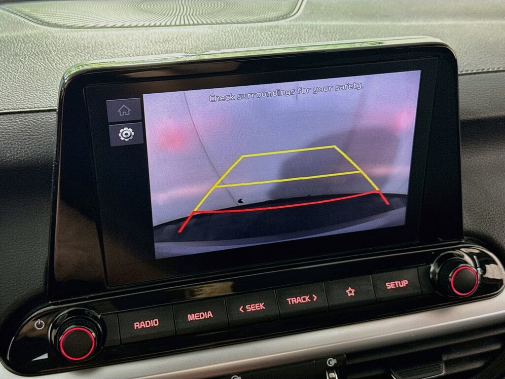 Used 2023 Kia Forte LXS w/Android Auto & Apple Carplay Sedan
