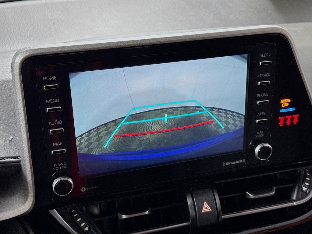 Used 2020 Toyota C-HR LE w/Bluetooth SUV