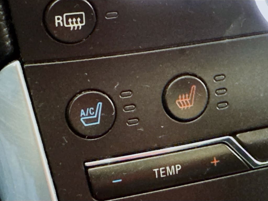 Used 2017 Ford Edge Titanium AWD w/Navigation,Leather,Pano Sunroof SUV