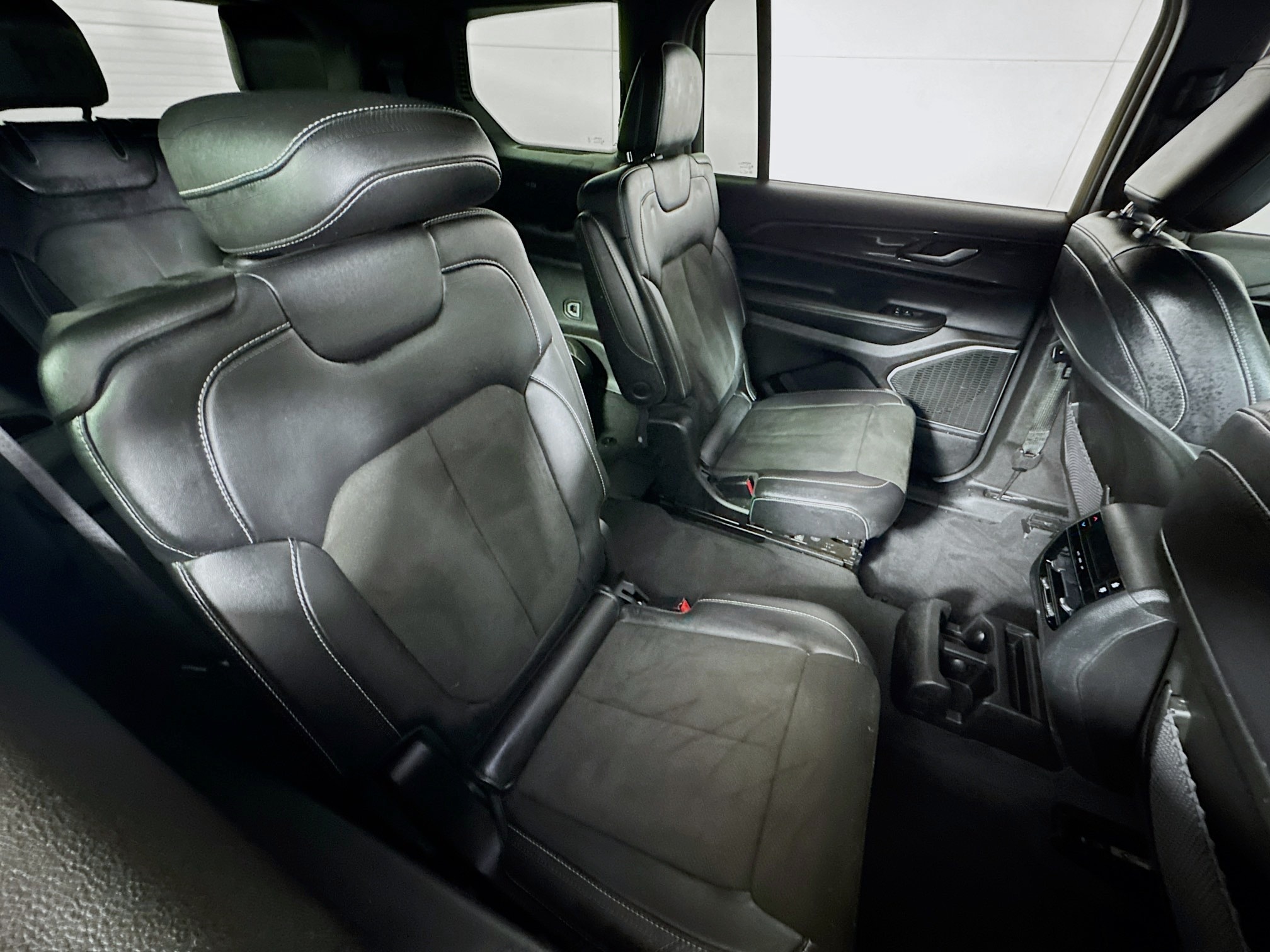 2022 Jeep Grand Cherokee L Altitude - Photo 27