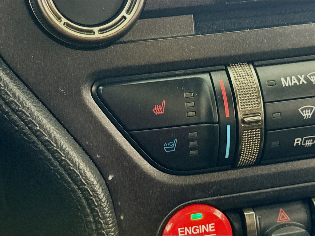 Used 2017 Ford Shelby GT350R w/Navigation,Heated Seats Coupe