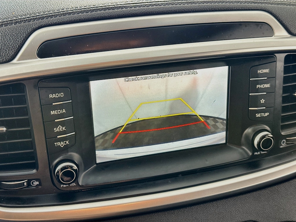 Used 2020 Kia Sorento 3.3L S AWD w/Heated Seats,Android&Apple Carplay SUV