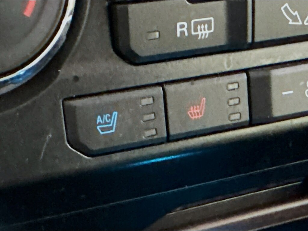 Used 2017 Ford F-150 SuperCab Lariat 4WD w/Navigation,Leather,Sunroof Truck SuperCab Styleside