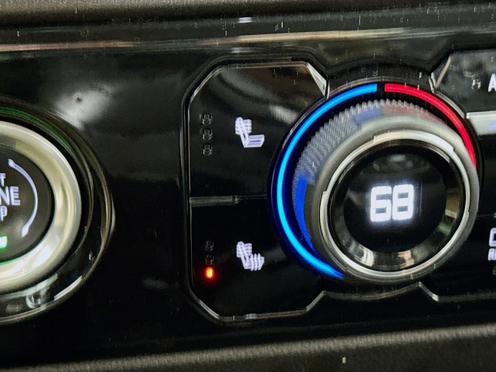 Used 2024 Chevrolet Silverado 1500 Crew Cab  RST 4WD w/Heated Seats,Android Auto & AppleCarplay Truck Crew Cab