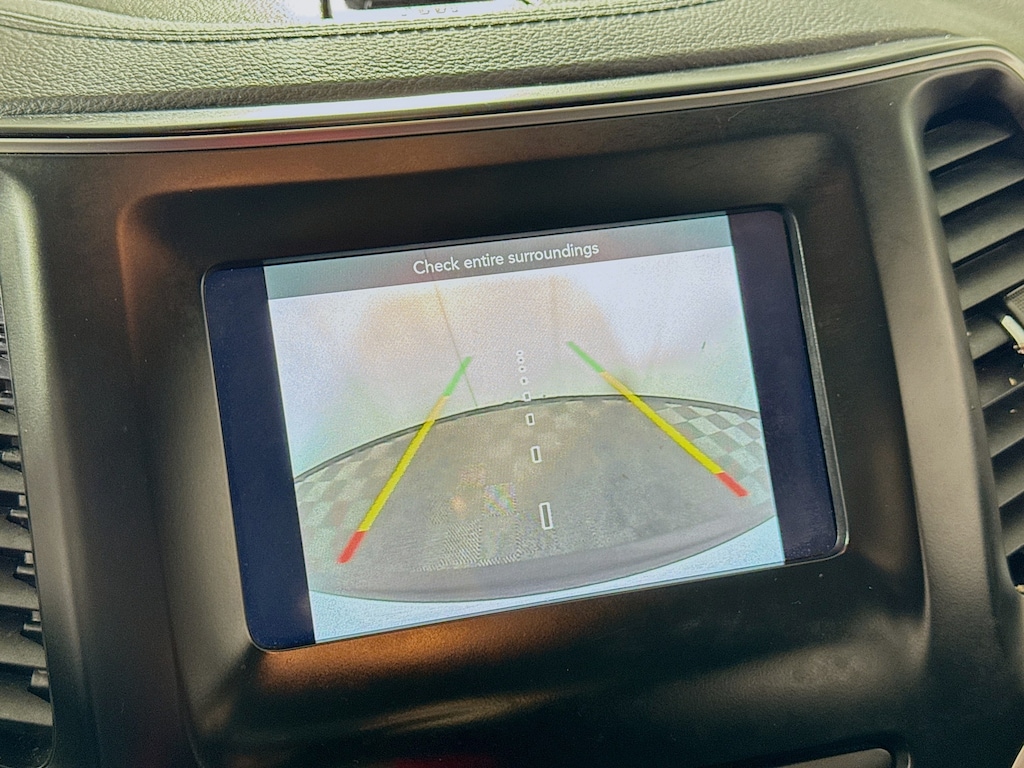 Used 2020 Jeep Cherokee Latitude 4x4 w/Heated Seats SUV