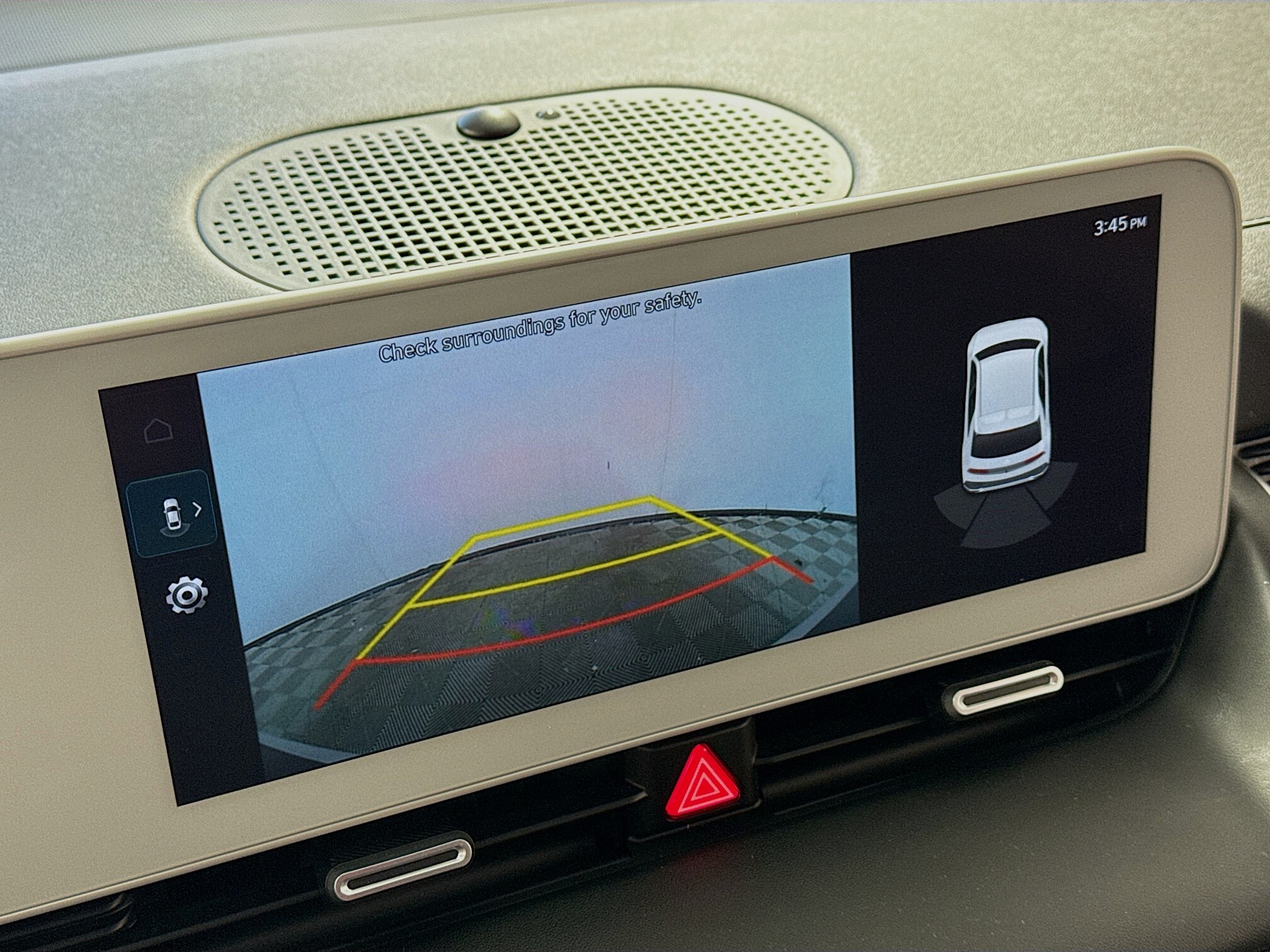 2023 Hyundai Ioniq 5 SE photo 3