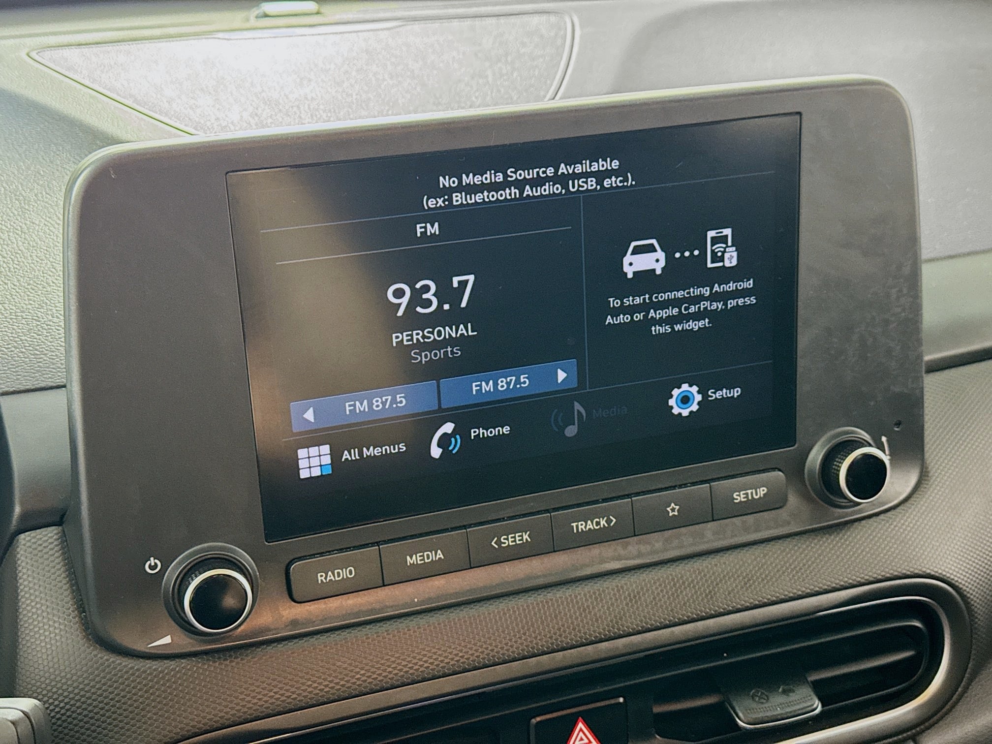 2023 Hyundai Kona SEL - Photo 16