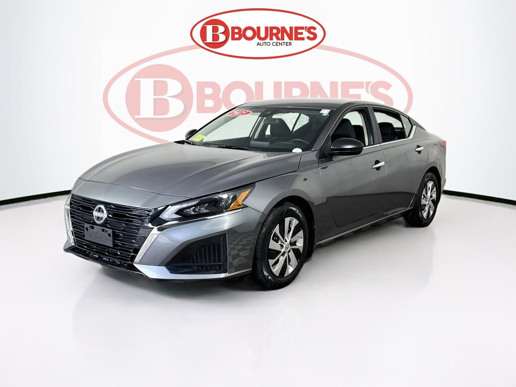 Used 2025 Nissan Altima S w/Android Auto & Apple Carplay Sedan