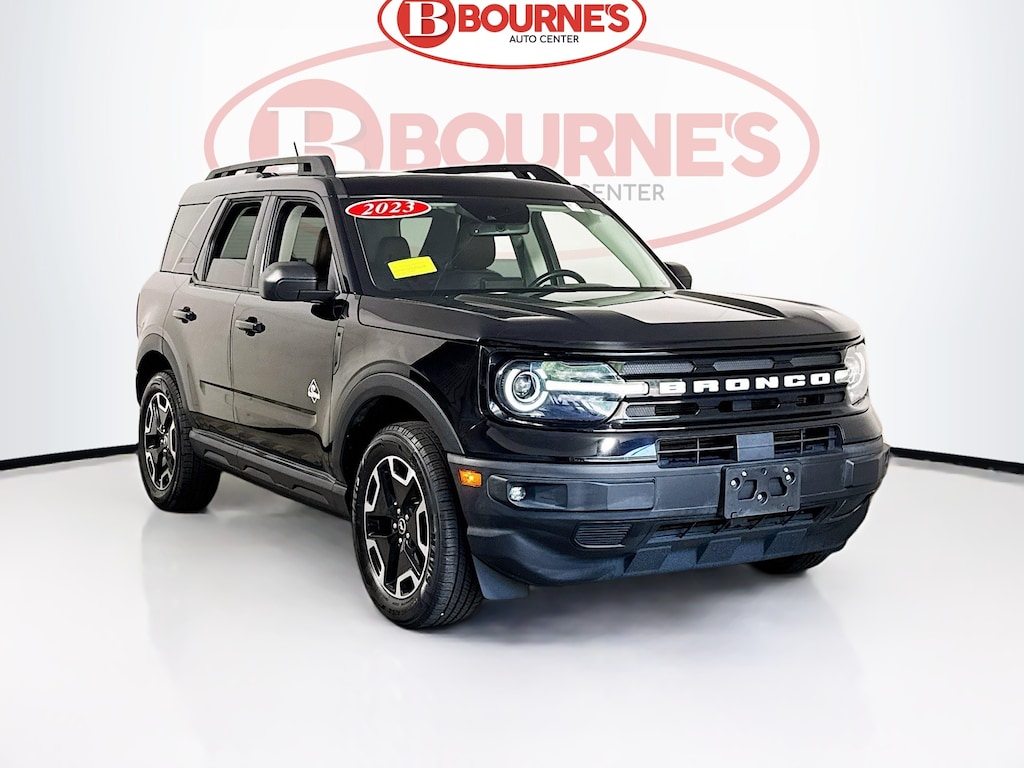 Used 2023 Ford Bronco Sport Outer Banks 4WD w/Navigation,Heated Seats,Sunroof SUV