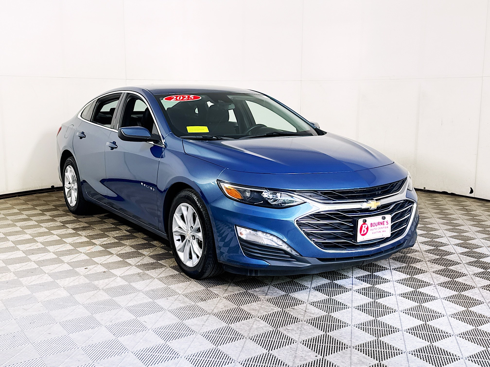 Blue 2025 Chevrolet Malibu Sedan Front-Wheel Drive Automatic