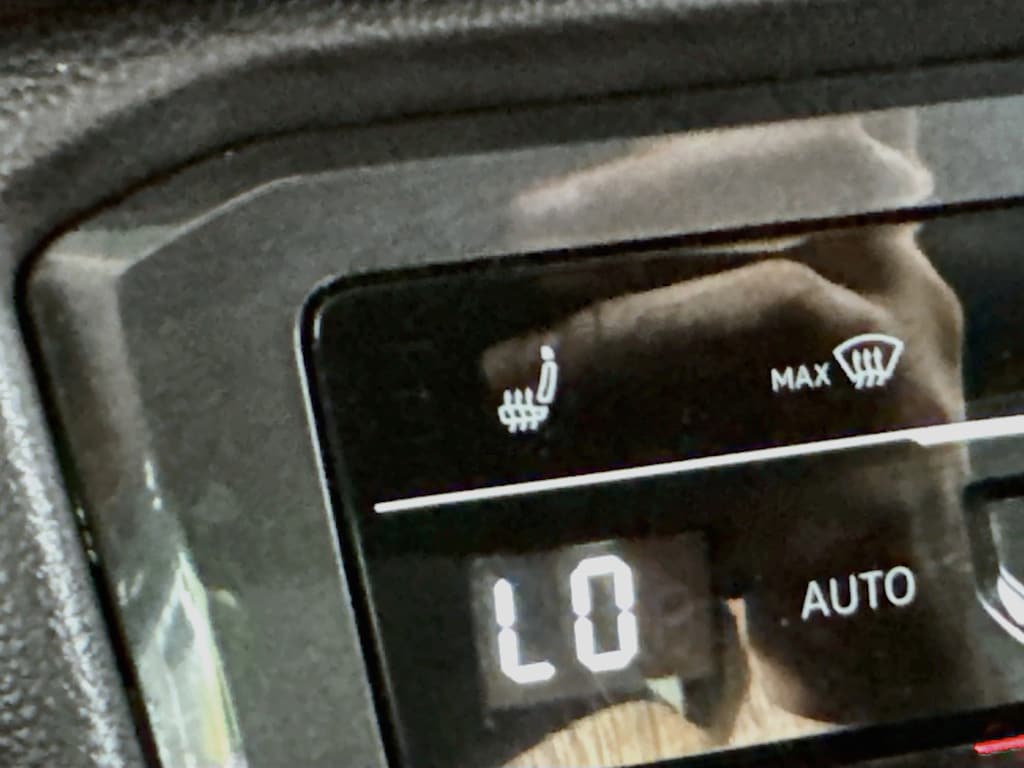 Used 2023 Volkswagen Tiguan SE 4MOTION w/Heated Leather,Pano Sunroof SUV