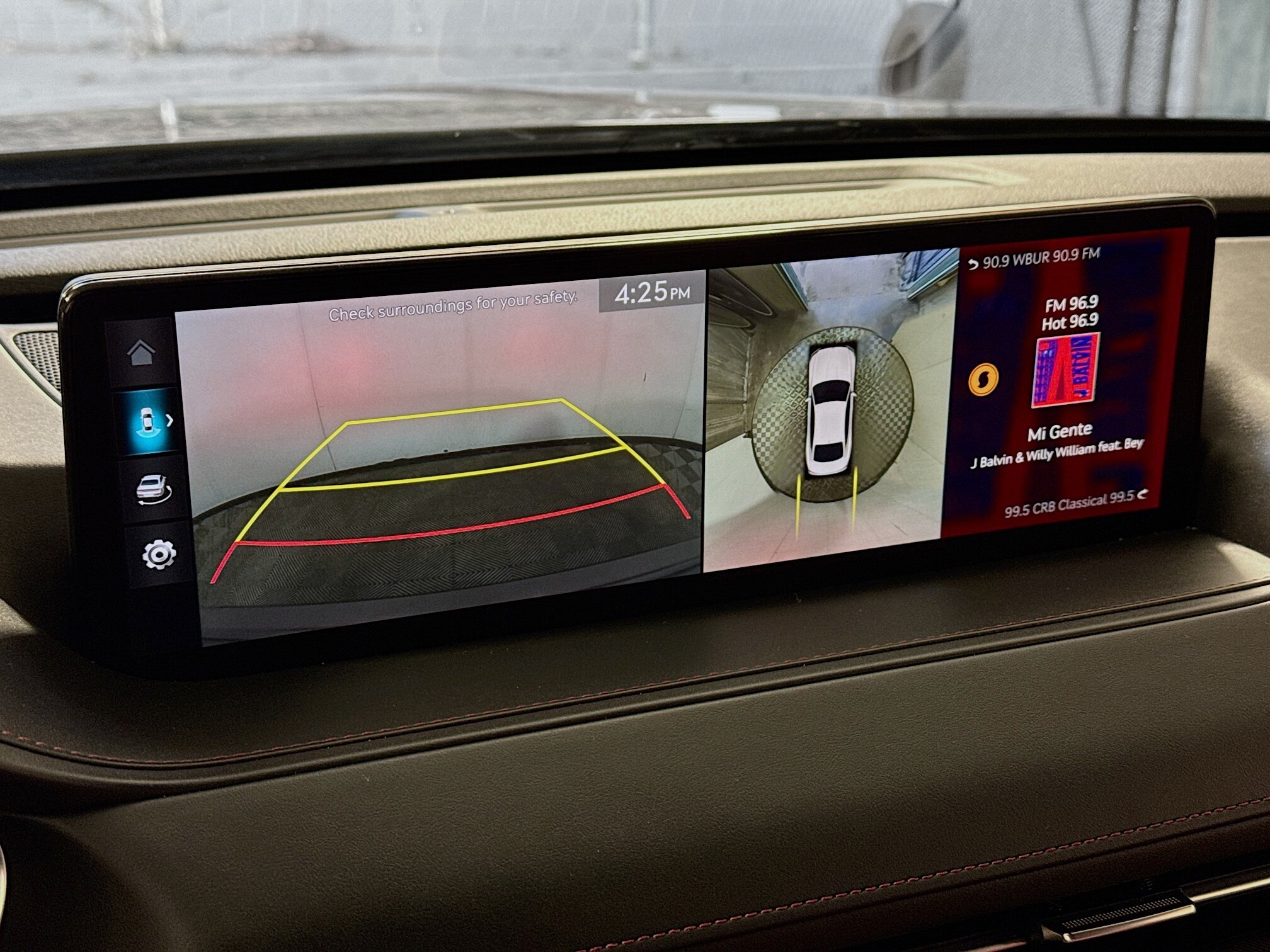 2023 Genesis G80 2.5T Sport Prestige Advanced photo 3