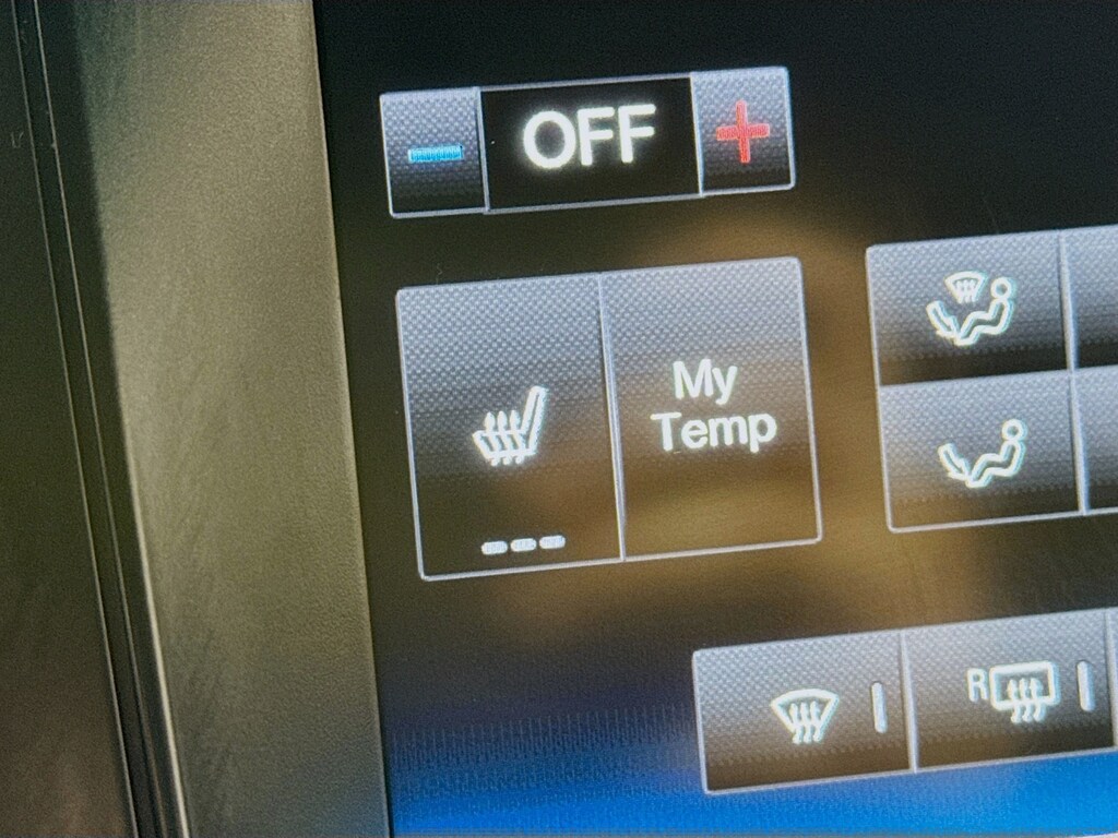 Used 2015 Ford Explorer XLT 4WD w/Navigation,Leather,Sunroof SUV