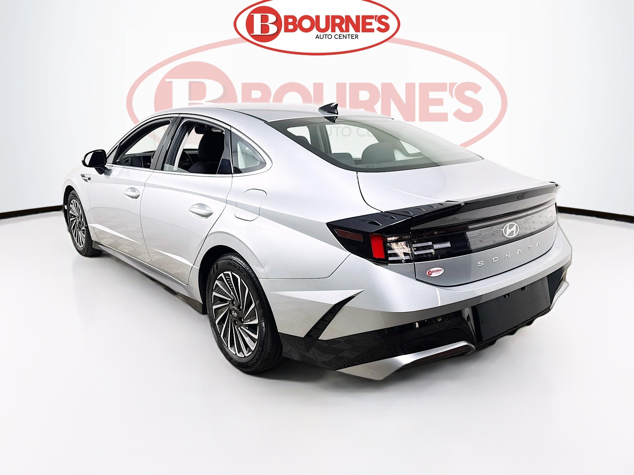 2025 Hyundai Sonata Hybrid SEL - Photo 7
