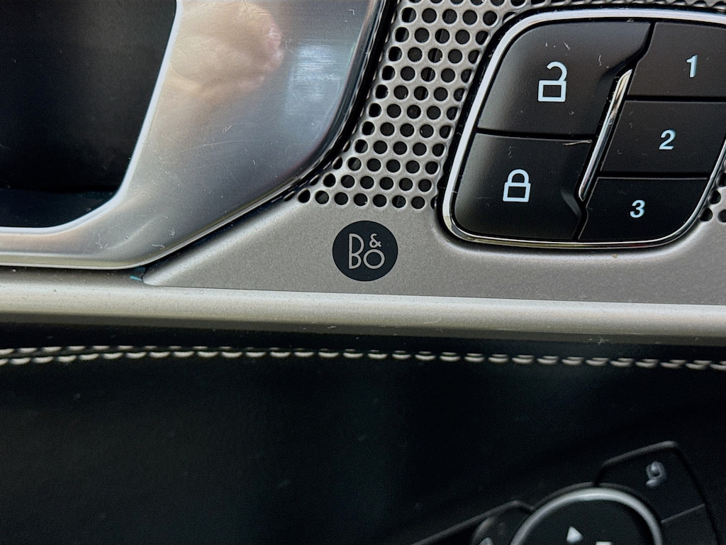 Used 2020 Ford Explorer ST 4WD w/Navigation,Leather,Pano Sunroof SUV