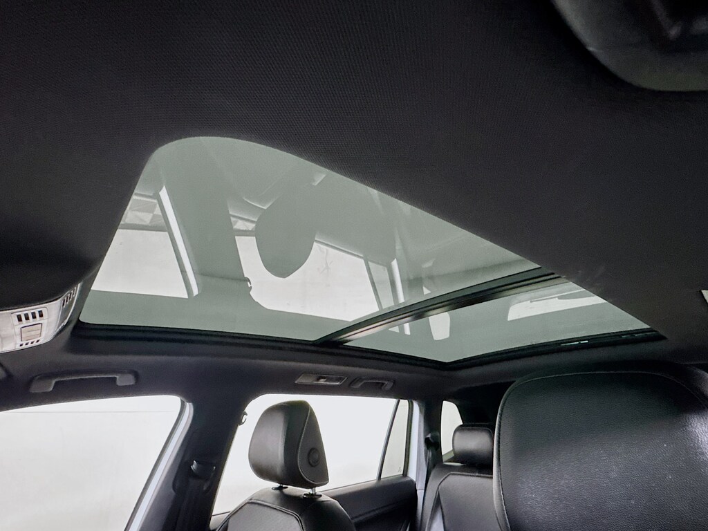 Used 2021 Volkswagen Tiguan 2.0T SE R-Line Black 4MOTION w/Heated Leather,Pano Sunroof SUV