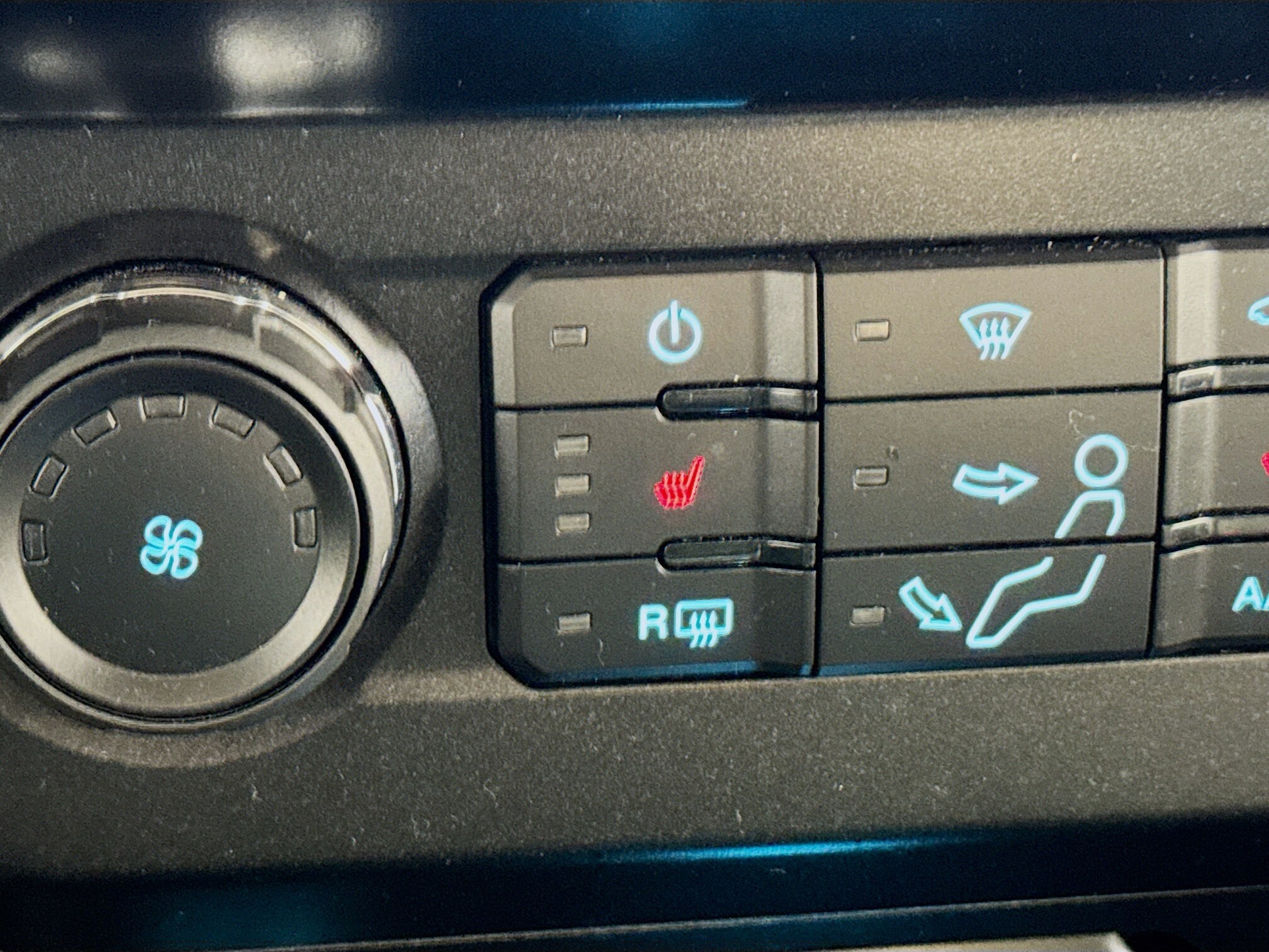 2021 Ford F-250 XLT photo 4