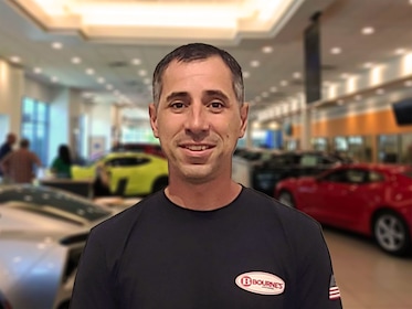 Staff member Jason Amaral from ID_2cc2a0259848