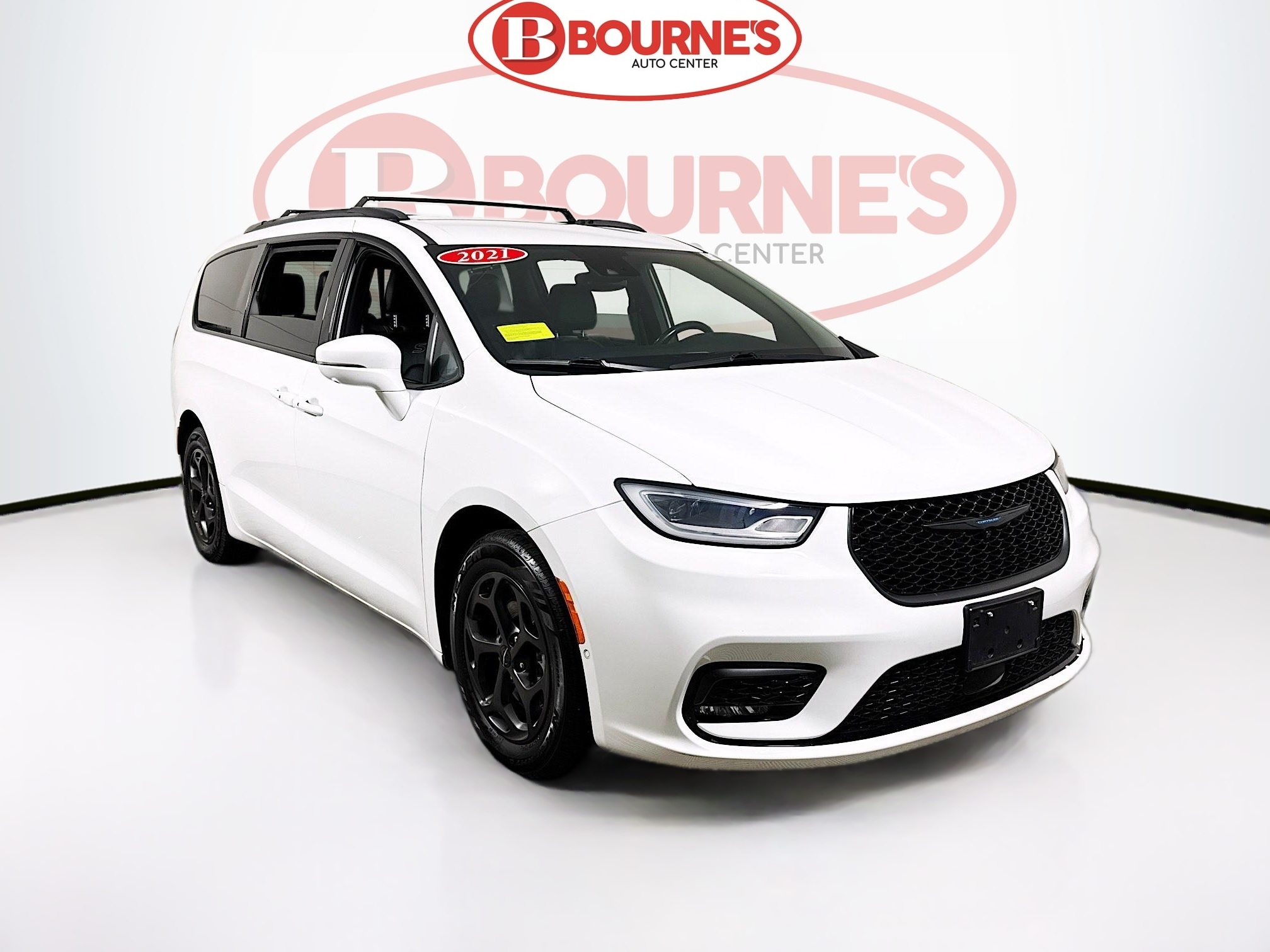 2021 Chrysler Pacifica Hybrid Touring L's photo