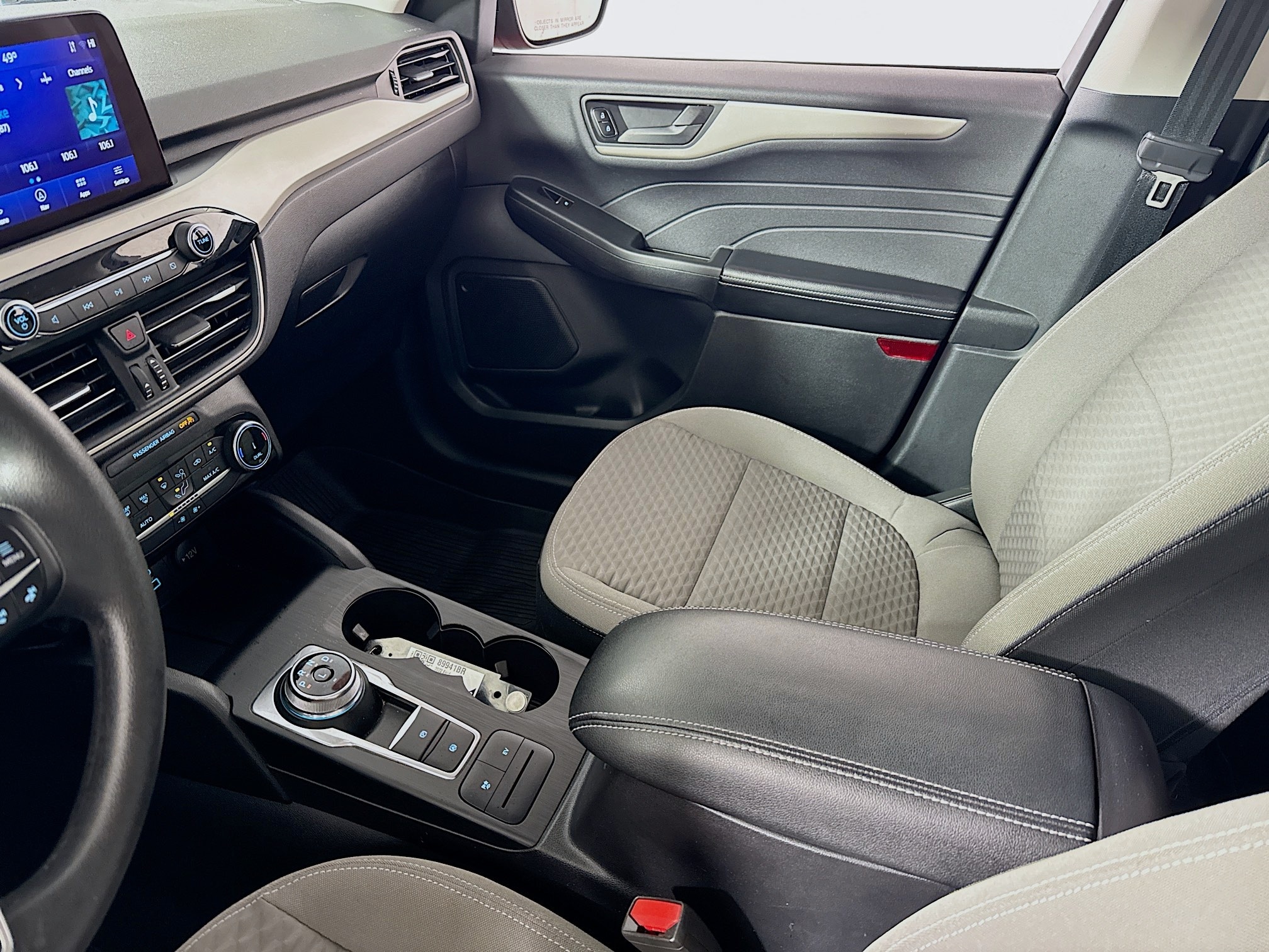 2022 Ford Escape SE - Photo 23