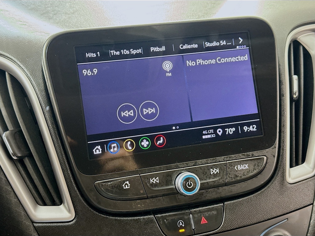 Used 2022 Chevrolet Malibu LT w/Heated Seats,Android Auto & Apple Carplay Sedan