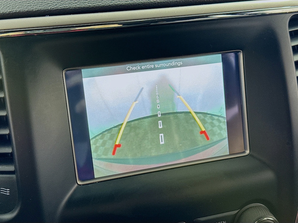 Used 2021 Jeep Grand Cherokee Laredo E 4x4 w/Android Auto & Apple Carplay SUV