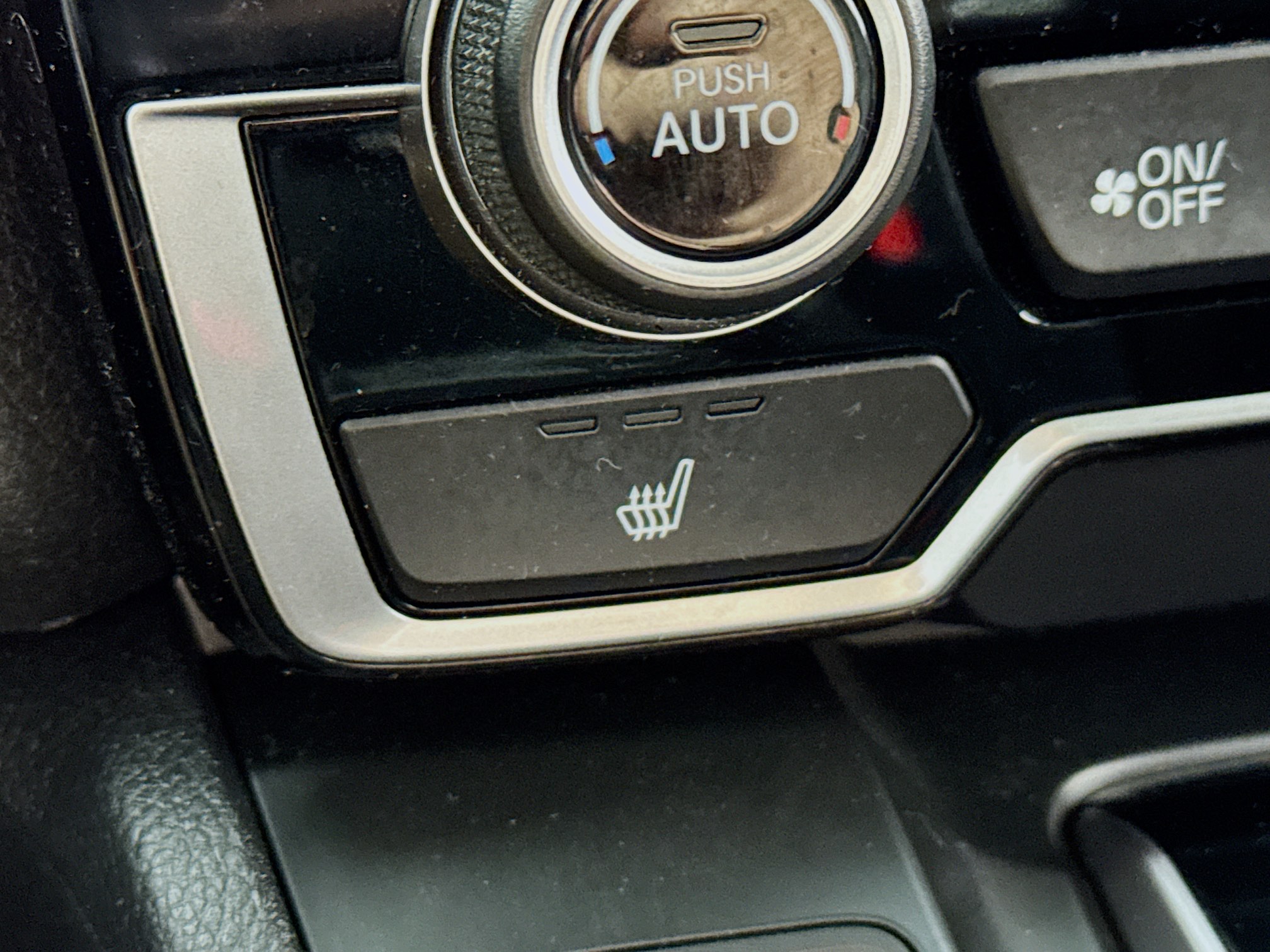 2019 Honda CR-V EX-L photo 3