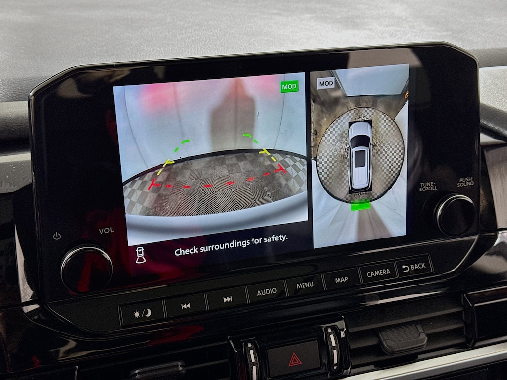 Used 2023 Nissan Pathfinder Platinum 4WD w/Navigation,Leather,Pano Sunroof SUV